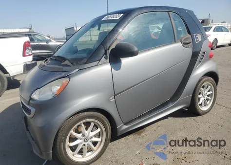 2016 Smart Fortwo из США, поврежденный, VIN WMEEJ9AA7GK845619